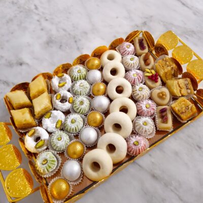 سبيسيال لوز وكعك عنبر